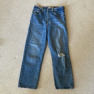 Levi’s ribcage jeans size 29